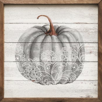 Lace Gray Pumpkin Whitewash
